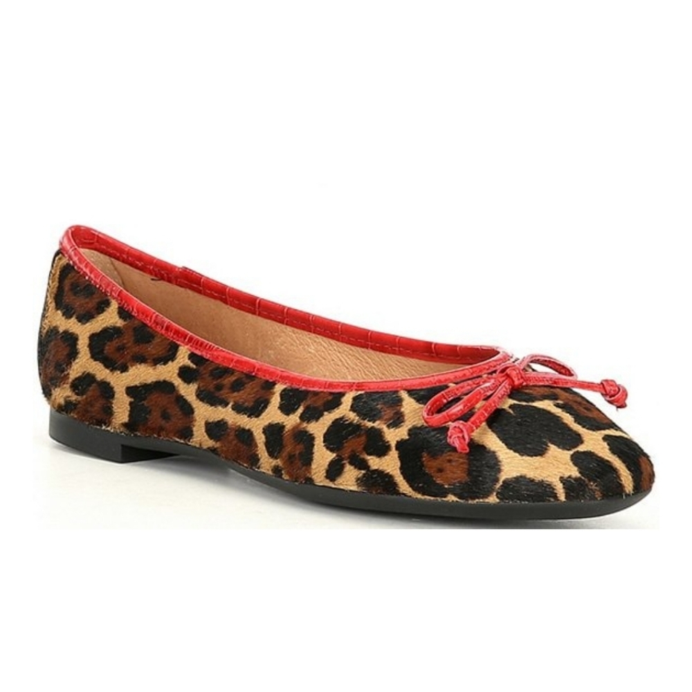 Antonio Melani Flats